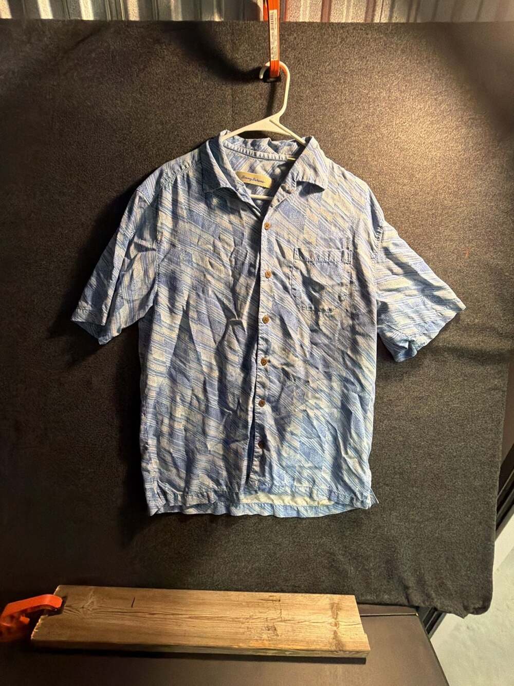 Tommy‎ Bahama 100% Silk Short Sleeve Button Down Shirt Blue Size M 5-0050